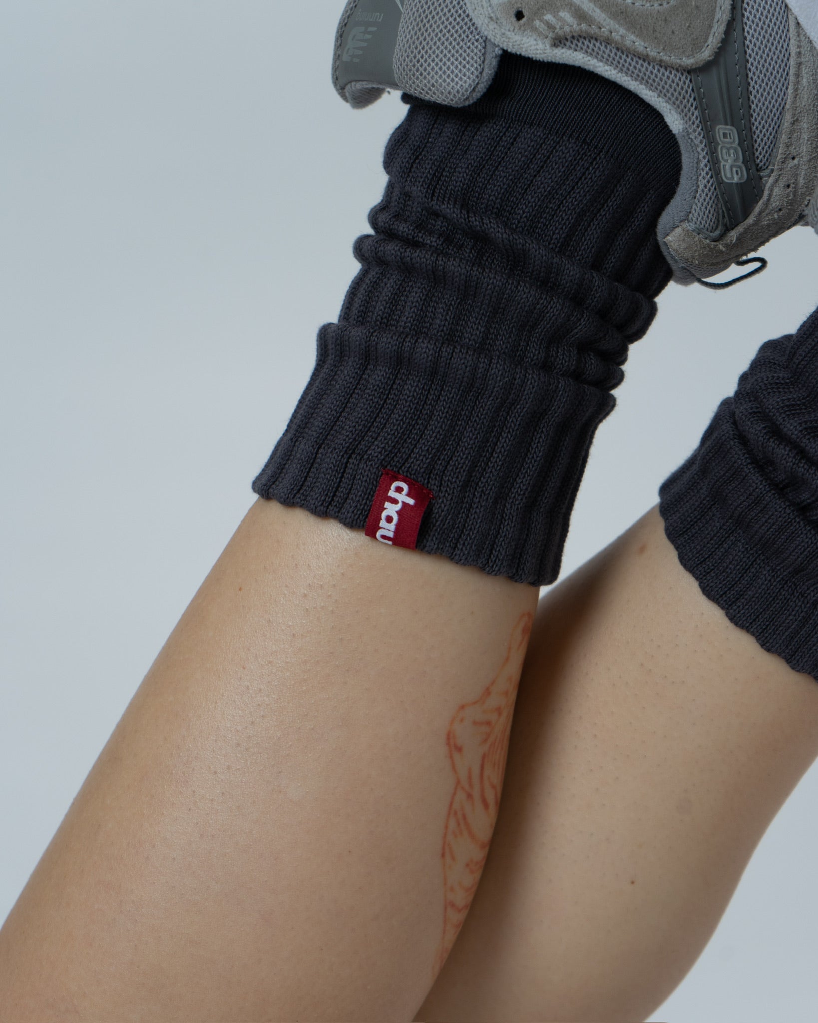 Signature Socks - Charcoal/Red