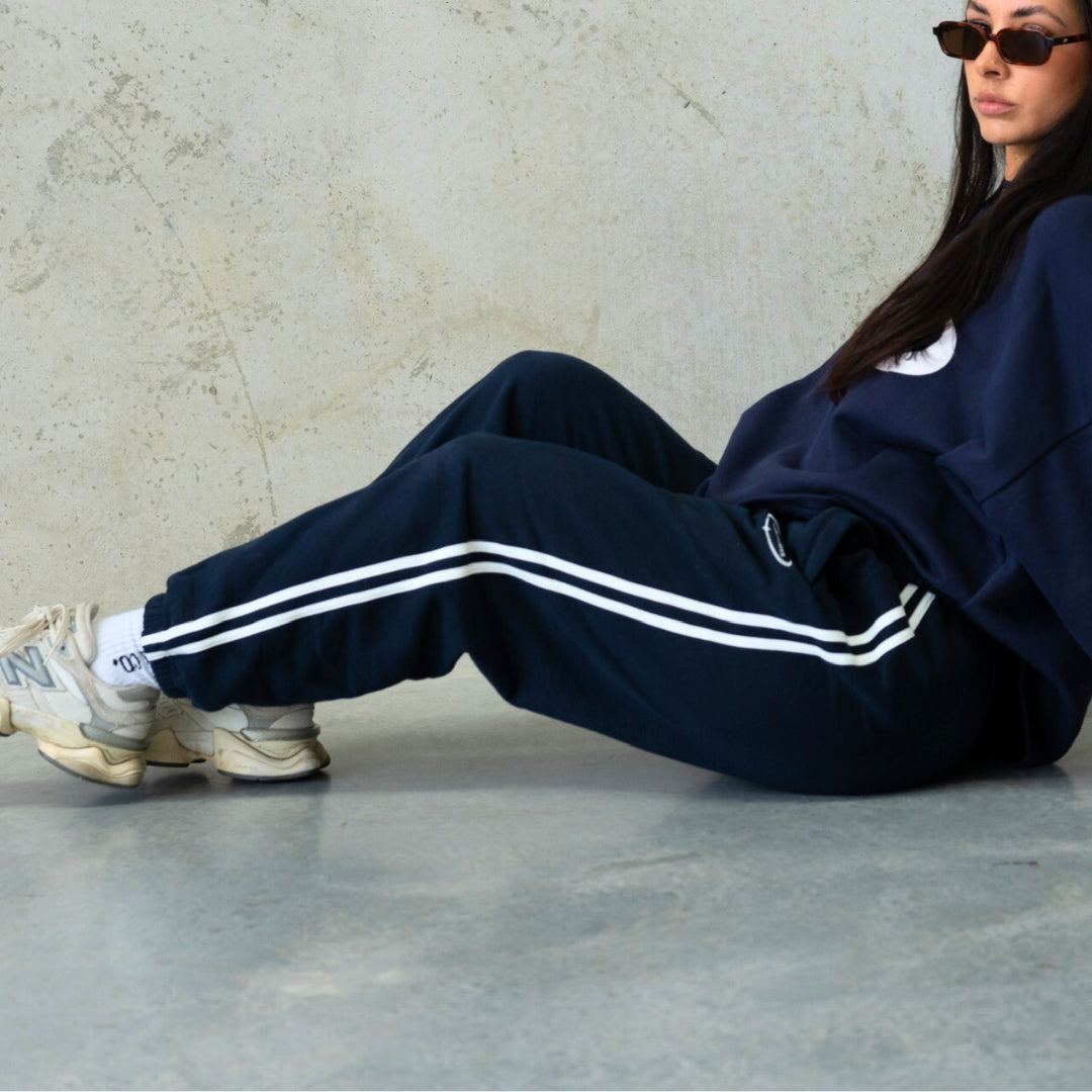 Signature Track Pant - Navy