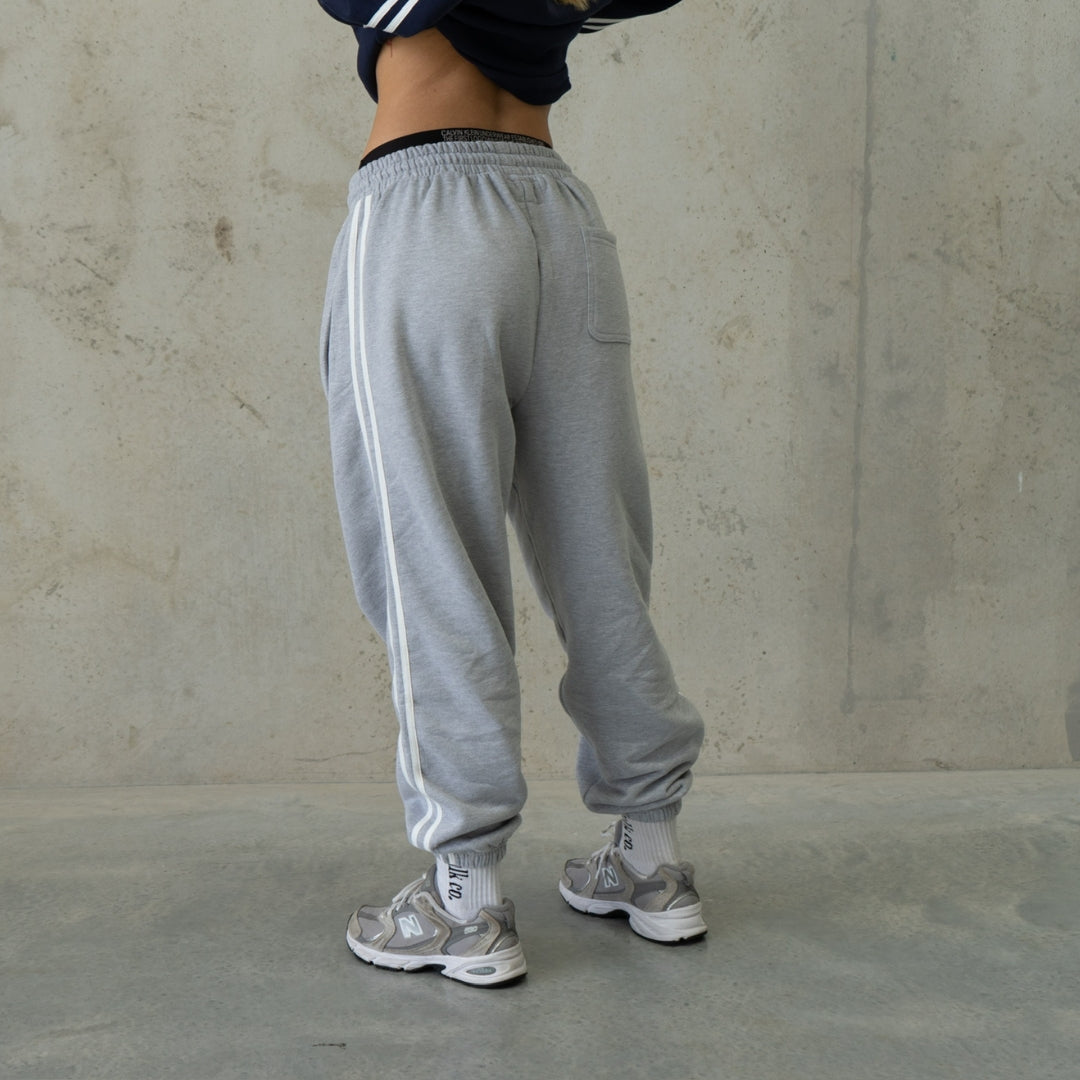 Signature Track Pant - Grey