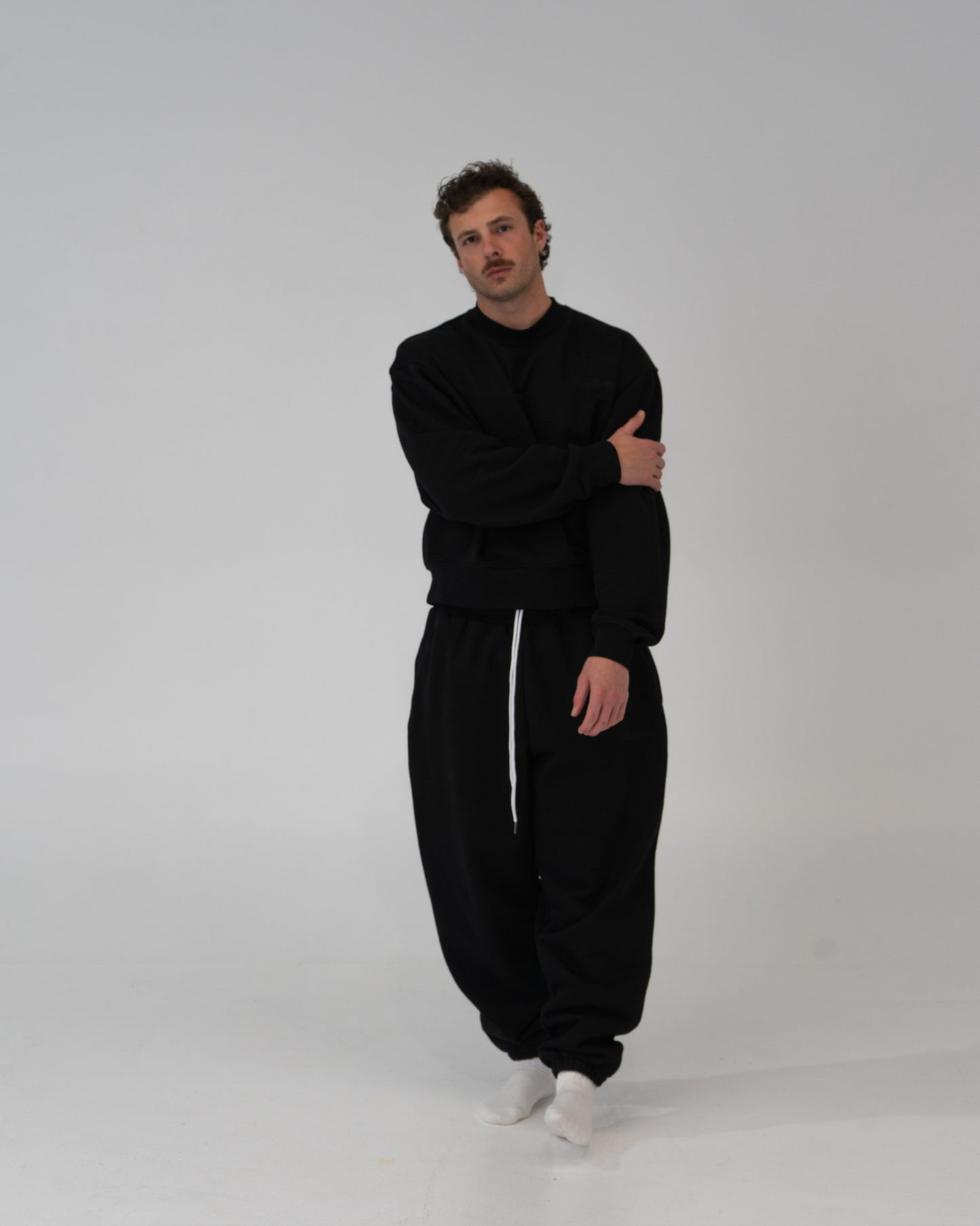 Lounge Track Pant Cuffed - BLACK
