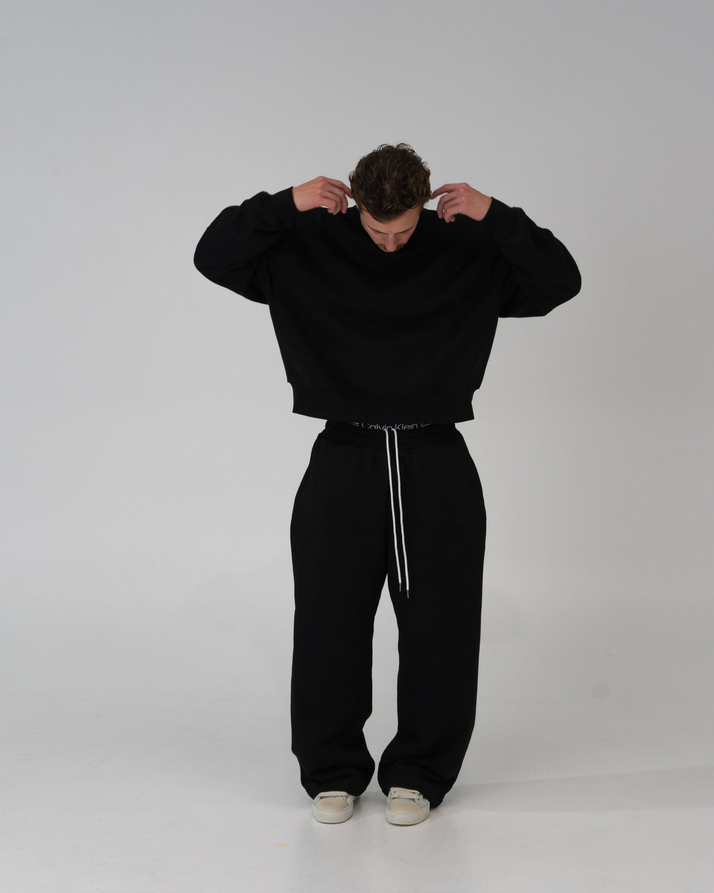 Lounge Crewneck - BLACK