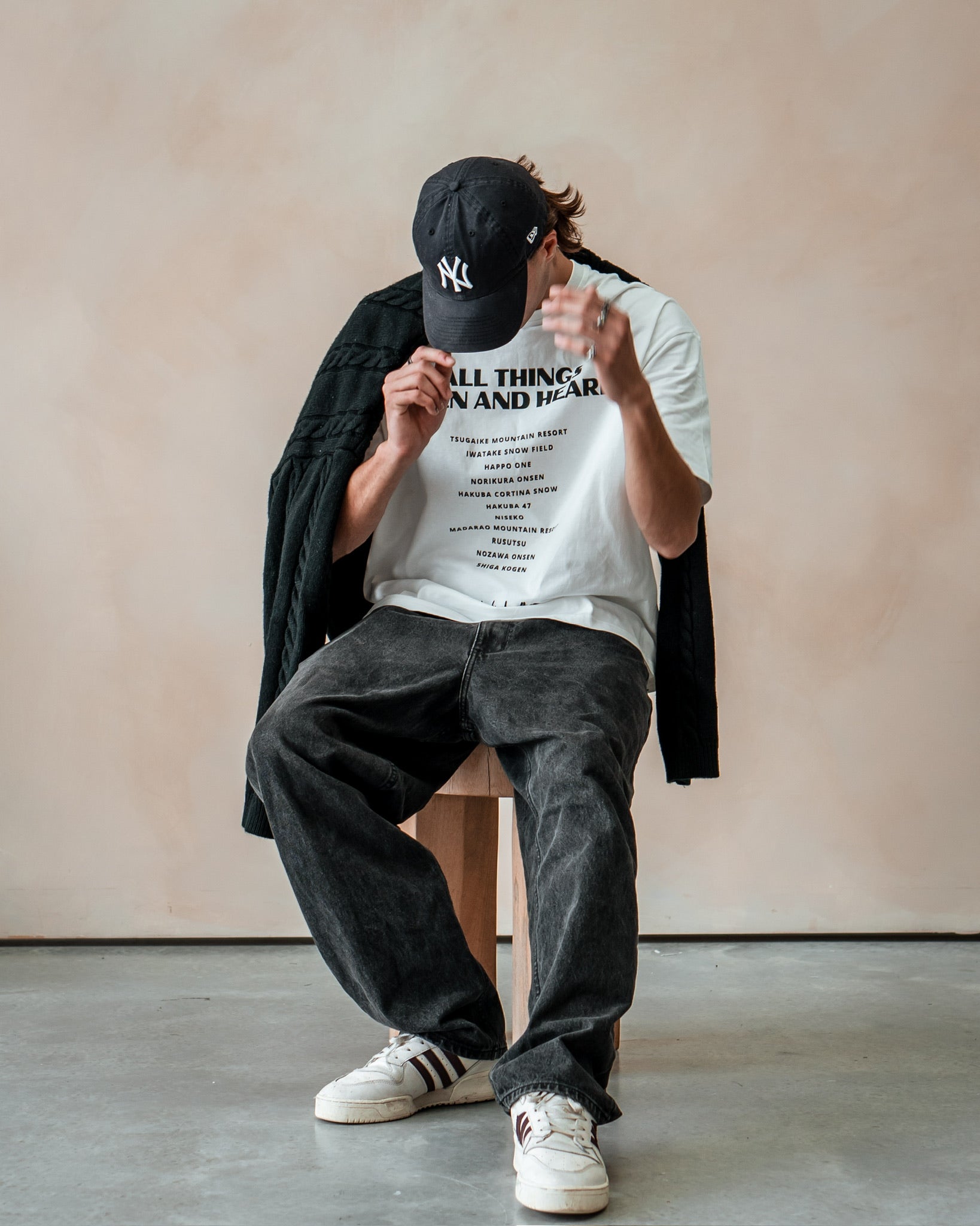 All Things Seen - White/Black