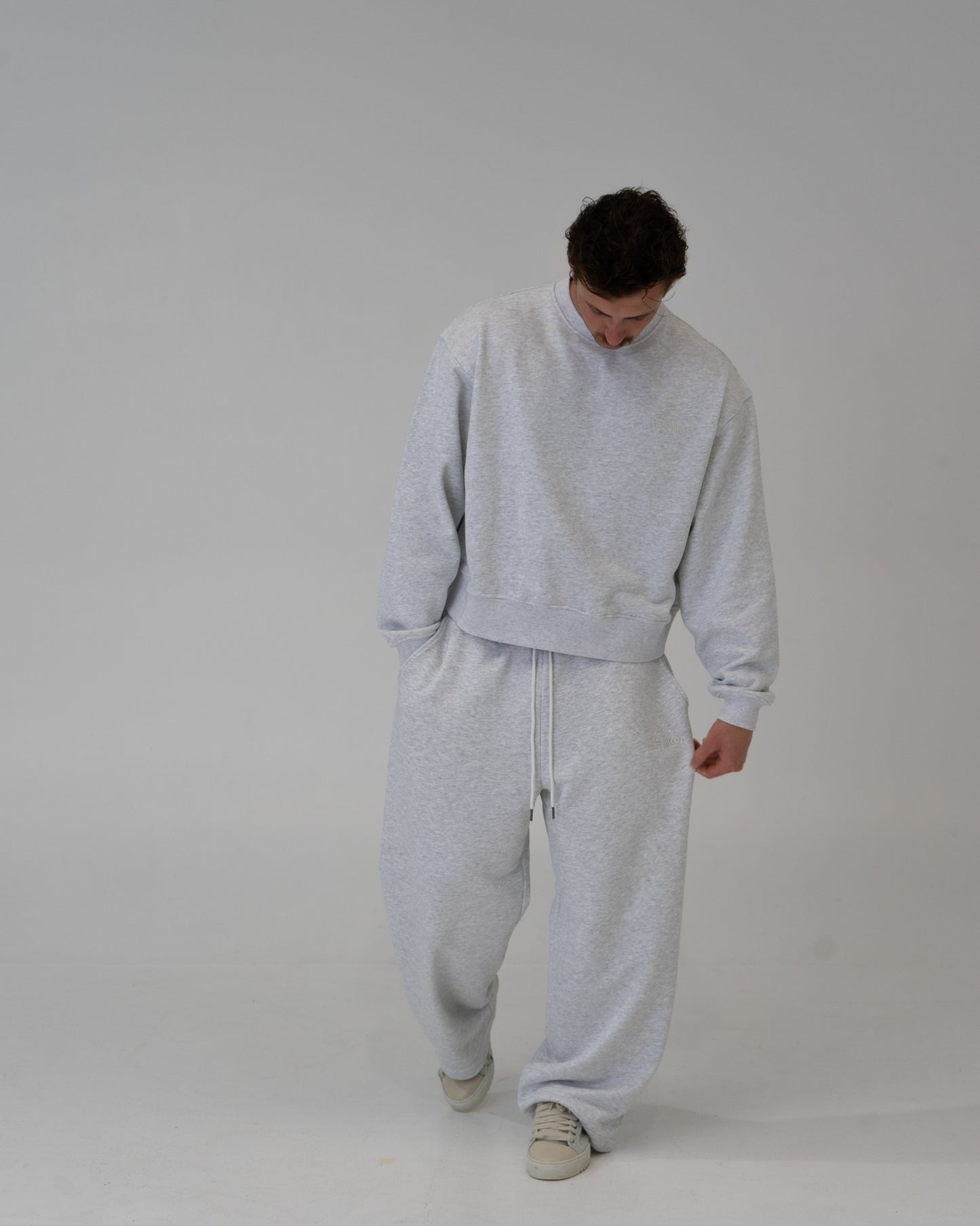 Lounge Crewneck - LIGHT GREY