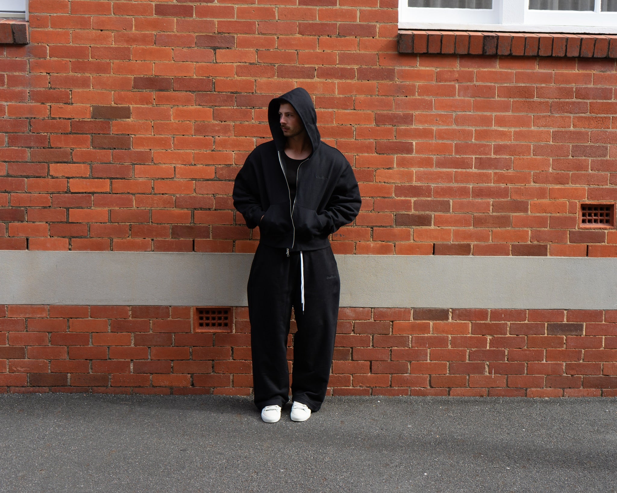 Lounge Zipped Hoodie - BLACK